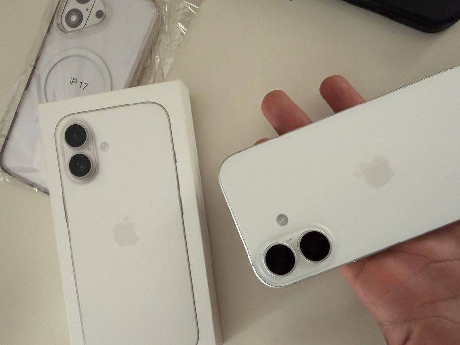 iPhone 17 branco 256g 800€