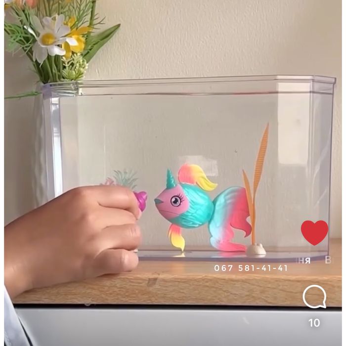 Інтерактивна рибка Little live pets Lil Dippers в акваріумі