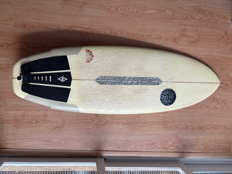 Pranch de Surf epoxy 5'8 37,07L