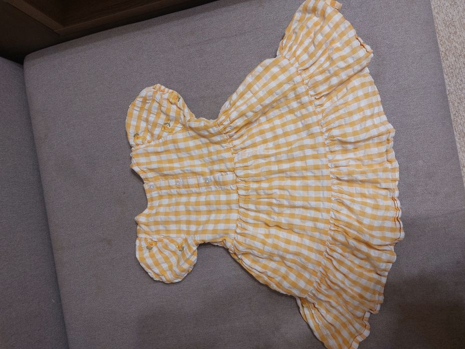 мила жовта вишита сукня в клітинку 3-4 роки tu