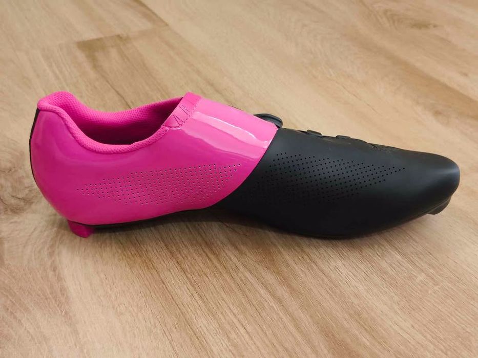 Sapatos de estrada Fizik Aria R3 Carbon "NOVOS"