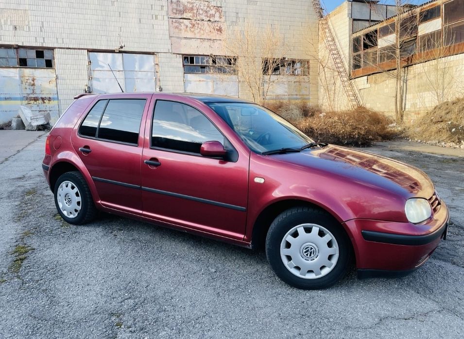 Продам Volkswagen Golf