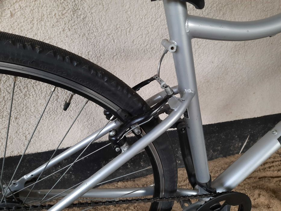 Rower trekkingowy BTWIN  Riverside 120