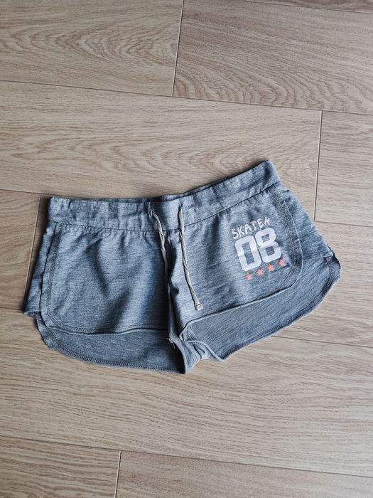 Dresowe krótkie letnie szorty spodenki