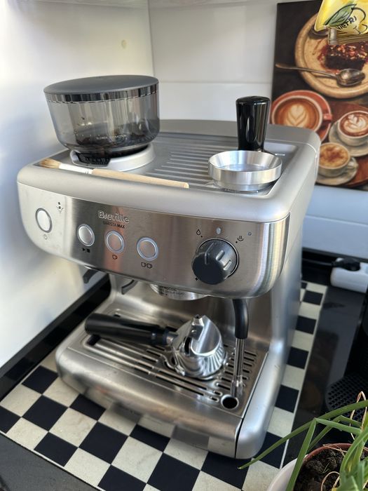 Máquina de café Breville Barista Max