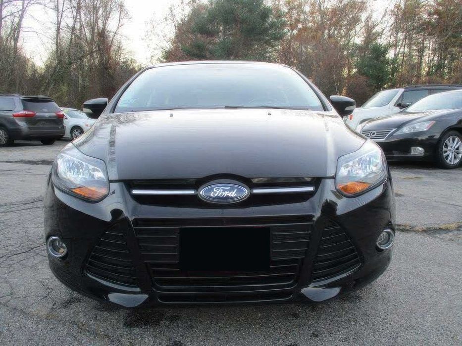 Ford Focus Titanium      2014