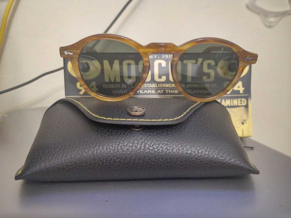 Продам очки Moscot