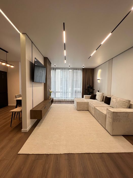 2 кімнатна з сучасним ремонтом ЖК Манхеттен