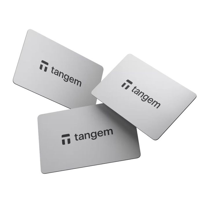 Крипто-кошелек Tangem 2.0 Wallet White/Белый набор из 3 карт 2026 год