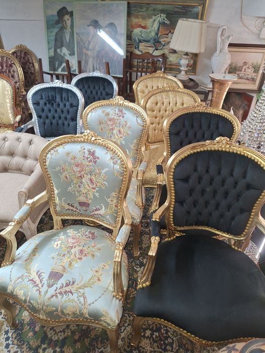 Canapés/Cadeirões ( Variadíssimos)