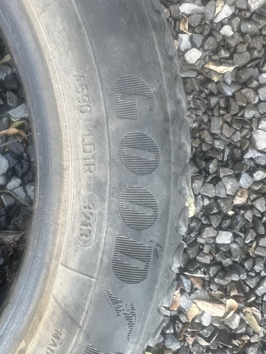 Шини Goodyear ultragrip 185/60 R15