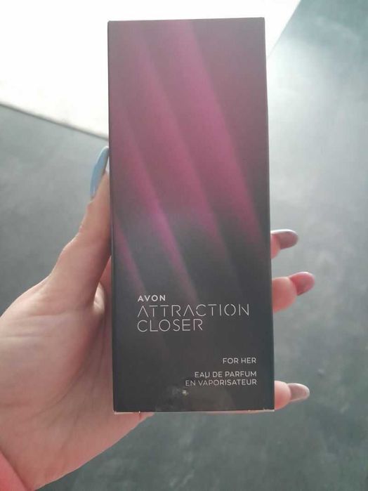 Woda perfumowana Avon Attraction Closer For Her 50ml.