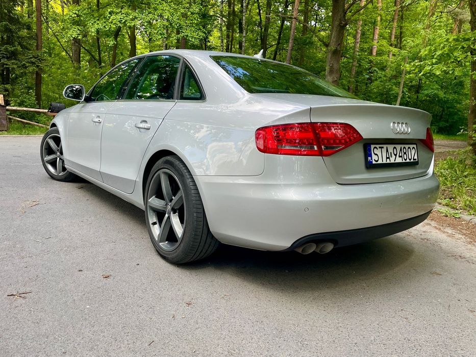 Samochód osobowy Audi A4 B8