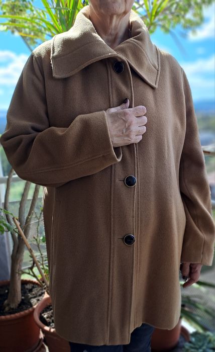 Casaco Elena Miro de cashmere e lã