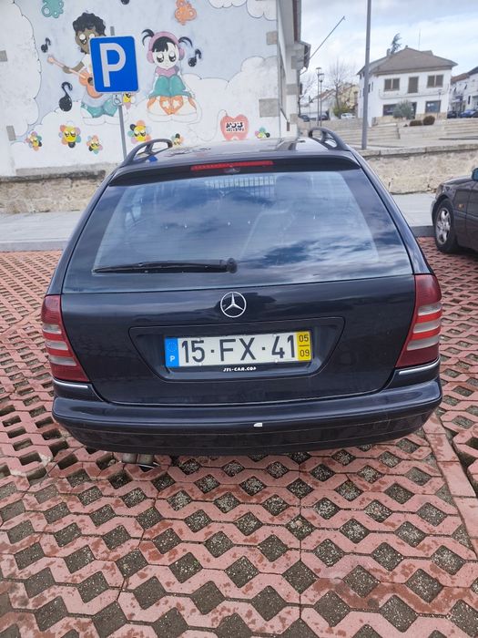 Mercedes C220 Avantgarde 150cavalos