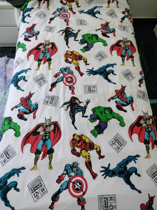 Duas Capas edredão Avengers
