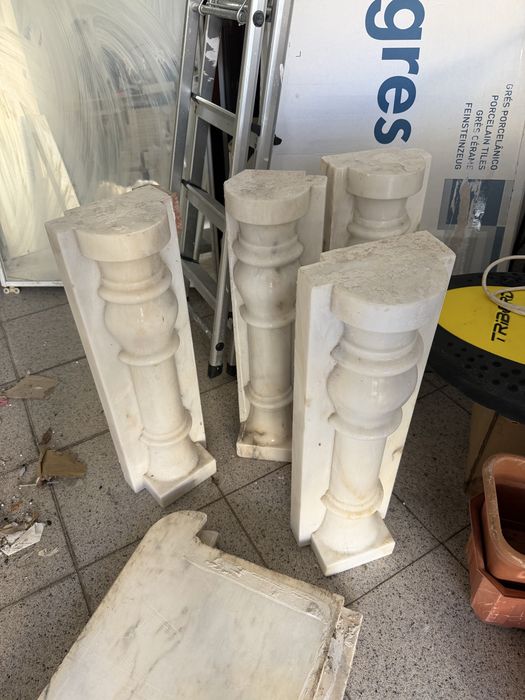 Colunas/ Balaústres de mármore para escada ou varanda
