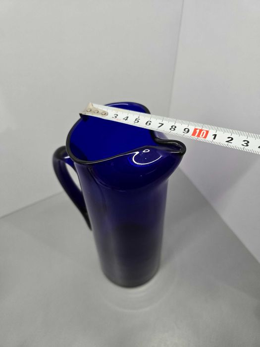 Dzbanek kobaltowy z okresu PRL-U