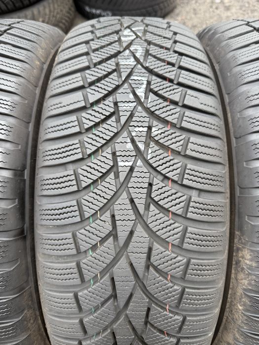 Opony zimowe 215/65/16 Toyo 4szt 7,3mm