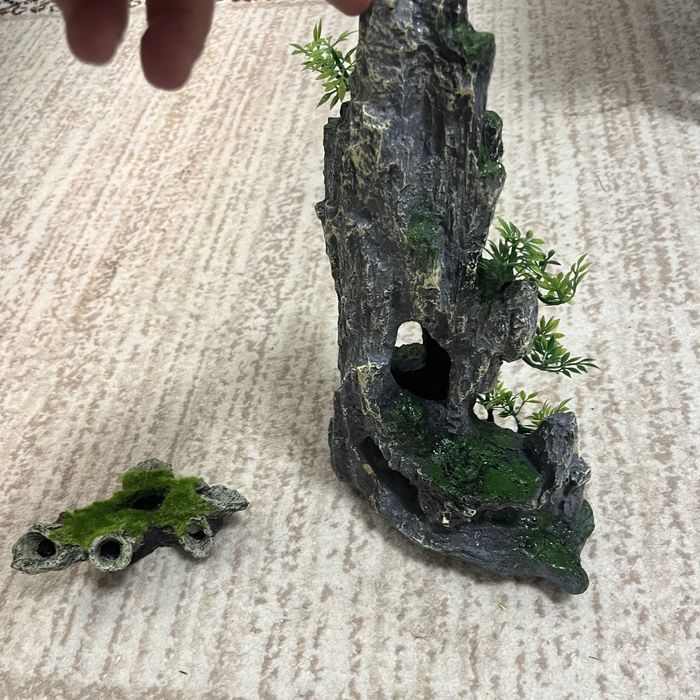 Продаю декор в аквариум