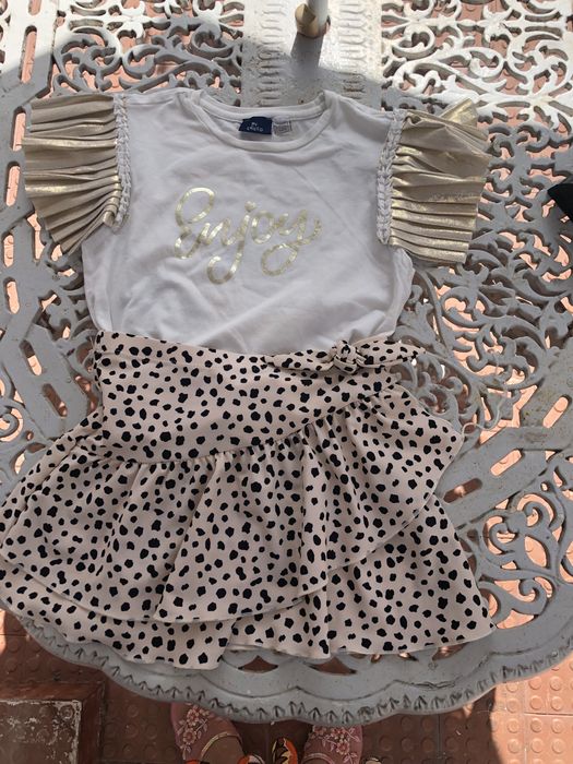 Saia e camisola para menina  3 anos