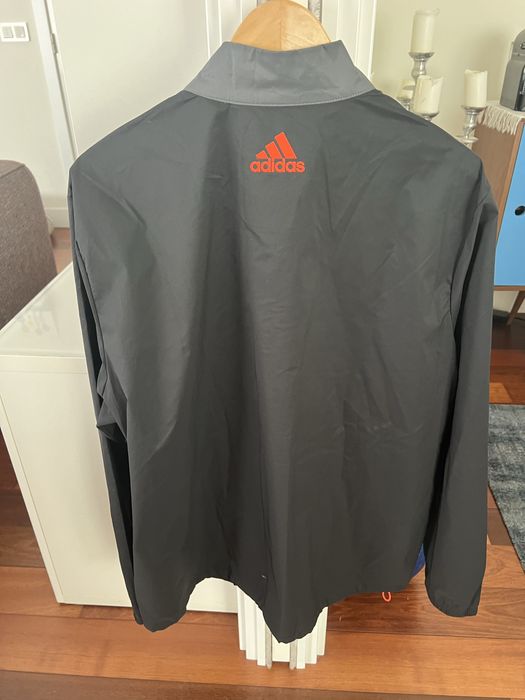 Casaco Corta Vento Golf Adidas como novo