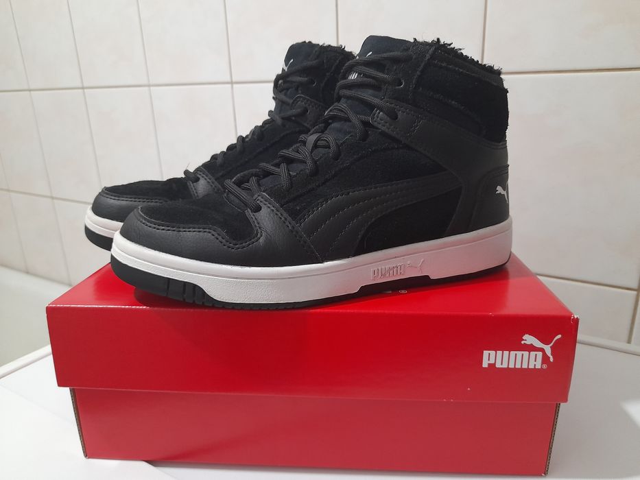 Крассовки Puma 37р зима