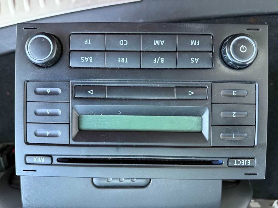 Fabryczne Radio  VW Golf 5 +  RDC 300