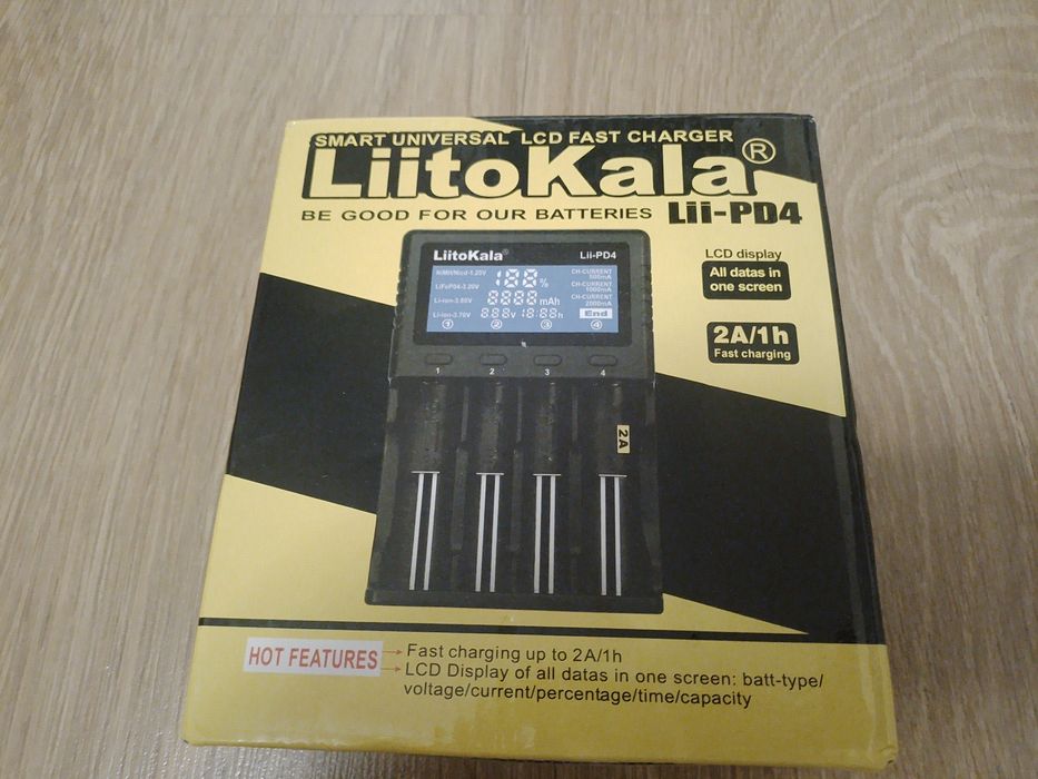 LiitoKala Lii-PD4 универсальное зарядное устройство для АА, ААА,18650,
