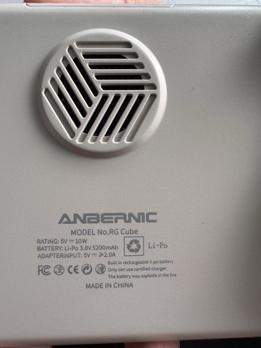 Anbernic RG CUBE (NIE XX!), android, 8gb ram ps2 3ds psp