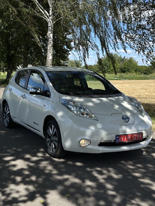 Продам Nissan leaf 2013 Tekna+Білий перламутр
