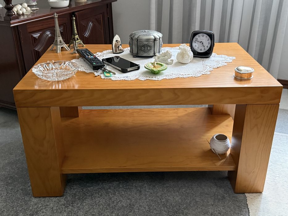 Mesa pequena de centro de sala | Madeira