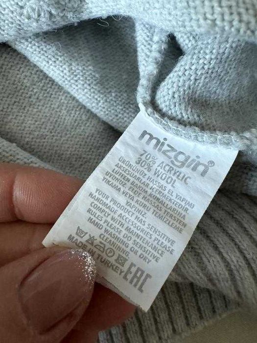 Кофта на ґудзиках  на дівчинку 8-9 років.  Кофта в школу