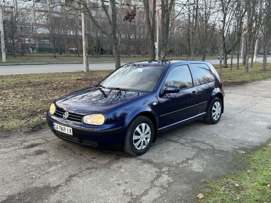 Продам Volkswagen Golf 4 1.4mpi
