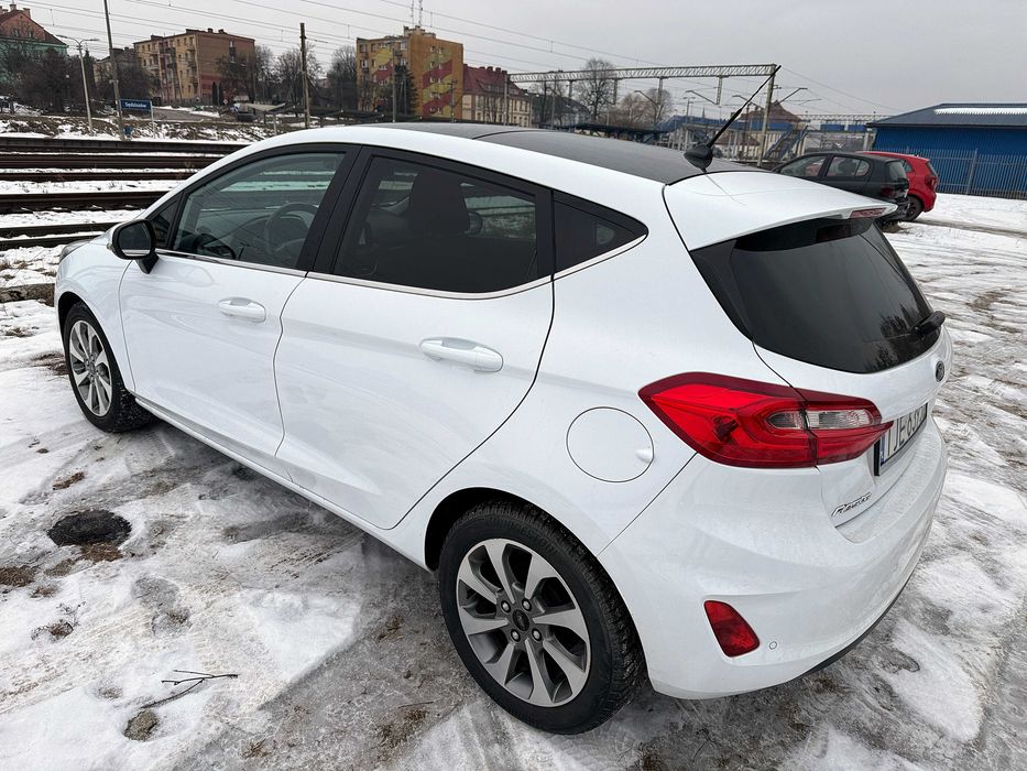 Fiesta MK8 1,1 Benzyna Piękny LED Nowy Model