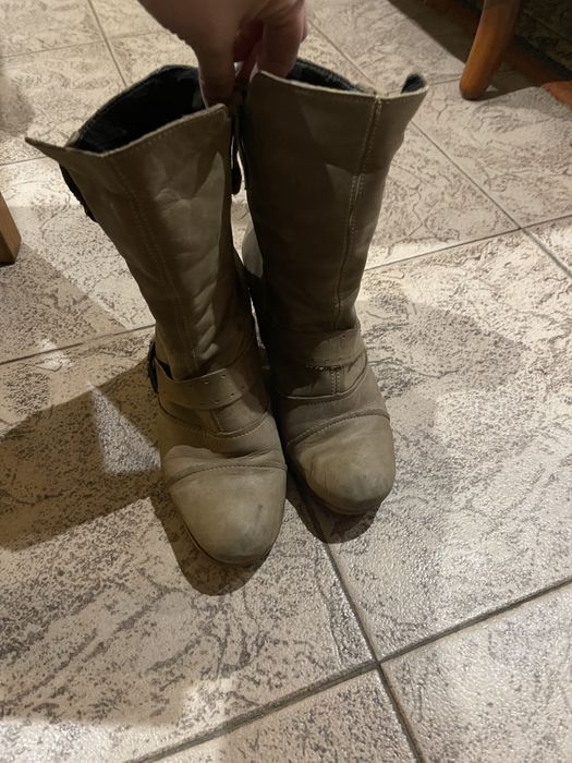 Botim Salsa estilo militar