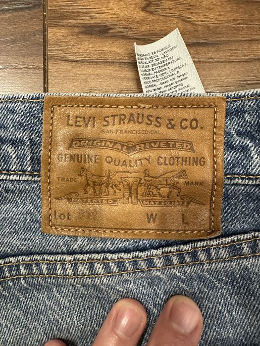Продам джинси levis 512 w33 l32