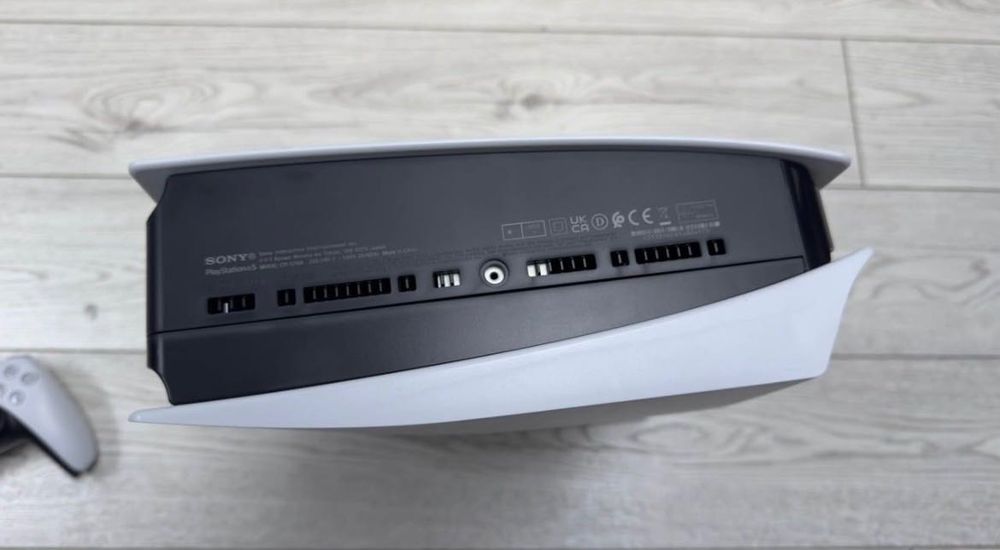 PlayStation 5 825Gb z napędem
