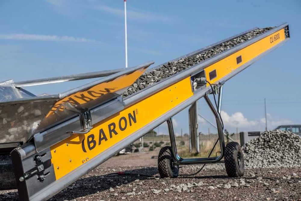 Wypożyczalnia Taśmociąg Przenośnik taśmowy Pogłębianie piwnic Wynajem