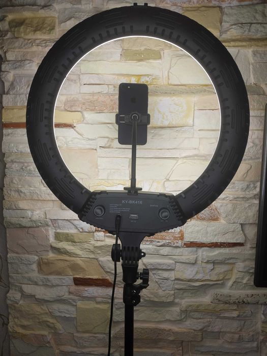 Професійна кільцева LED лампа 45 см. Повний набір зі штативом та