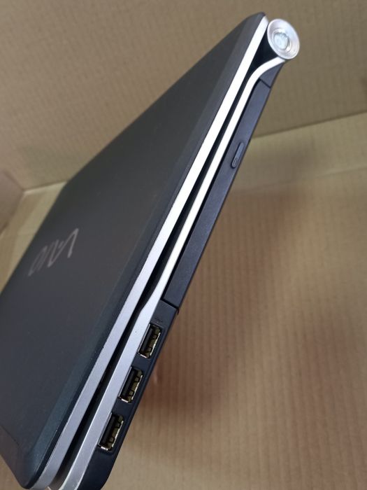 Ноутбук Sony Valo "model VGN-FW490"