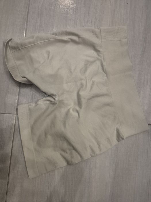 Nowe Legginsy sportowe krótkie push up M