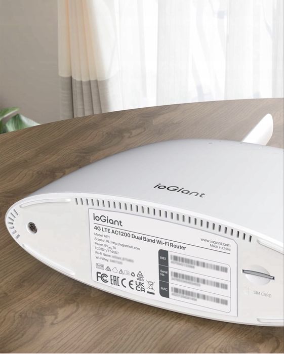 Router mobilny ioGiant Router Dualband na kartę SIM 2,4GHz 4G LTE AC1200