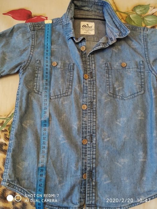 Джинсовая рубашка