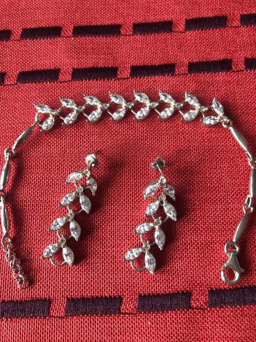 Srebrne kolczyki i bransoletka