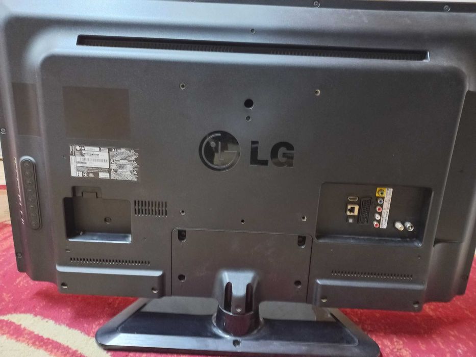 Продам телевізор LG 37LN541U
