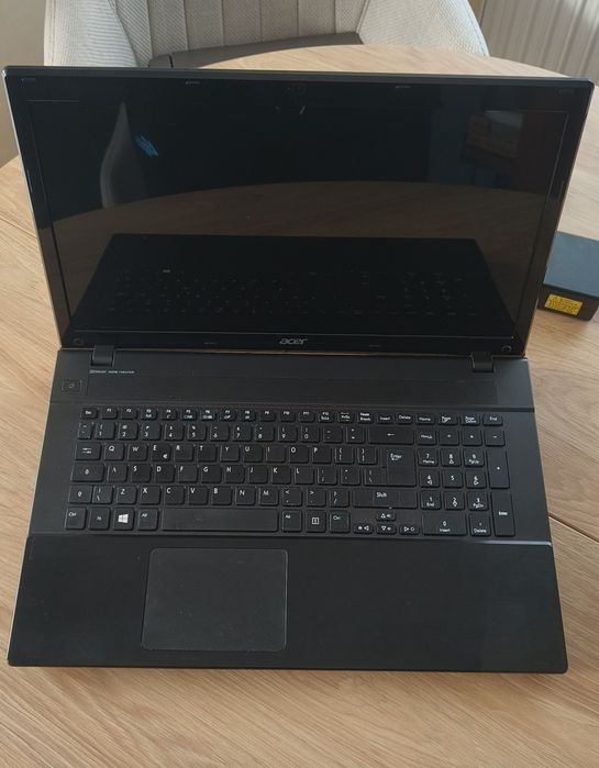 Laptop ACER V3 772G, 17 cali ekran, procesor i7, 32 Gb RAMu, SSD