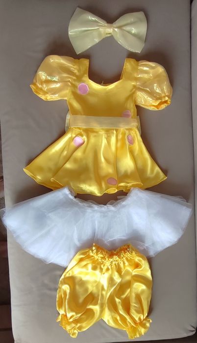 Дитяче святкове платтячко.