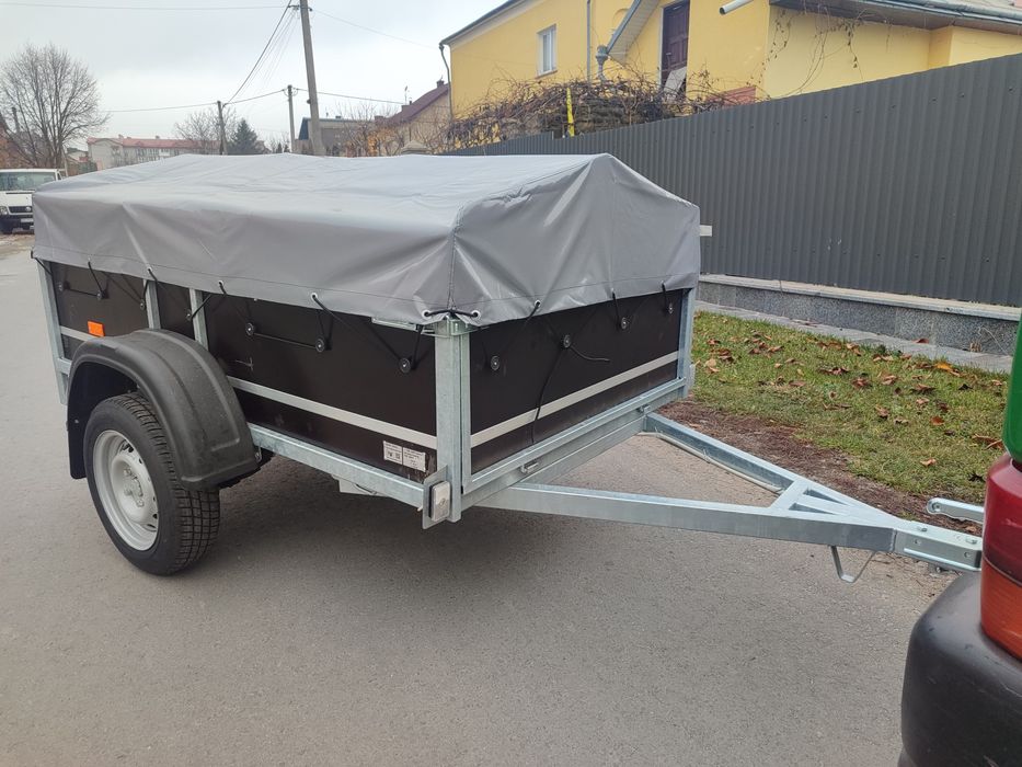 Прицеп причіп прицепи
