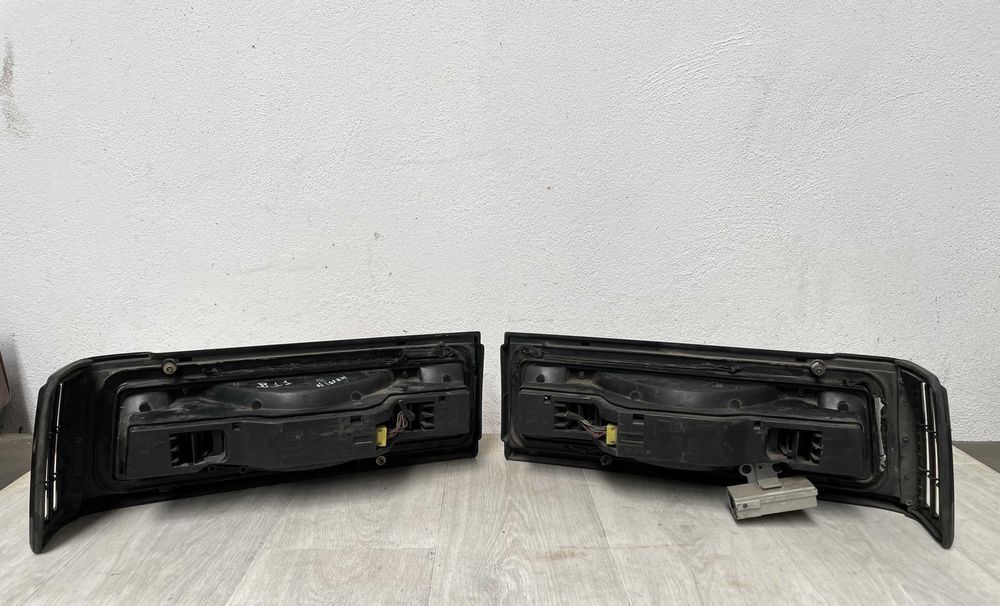 Farolins Traseiros Nissan Sunny (B11)